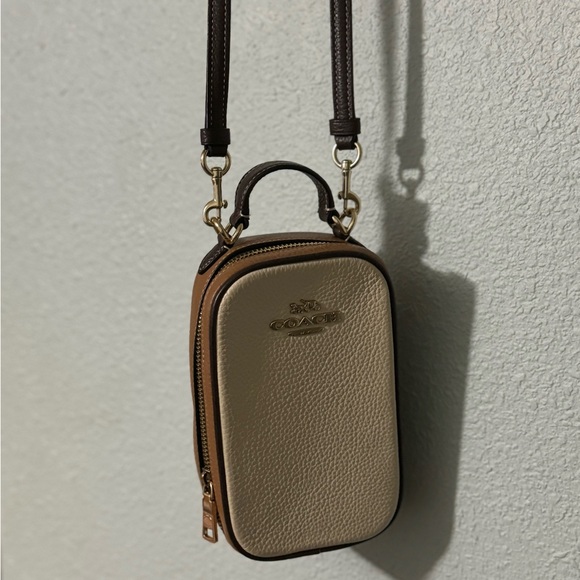 Coach Cute Crossbody - Picture 2 of 5